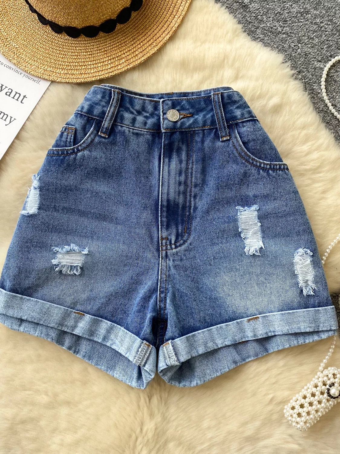 Taking over shorts DS115 images